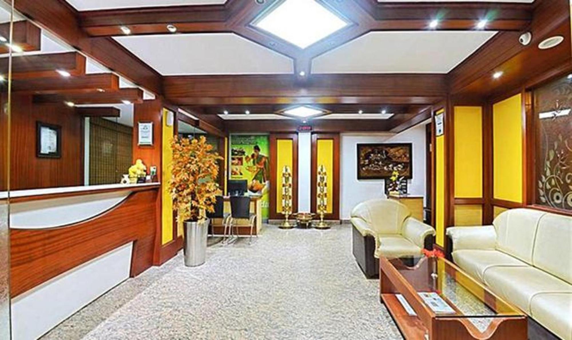 Ponmariresidency Hotell Ooty Exteriör bild