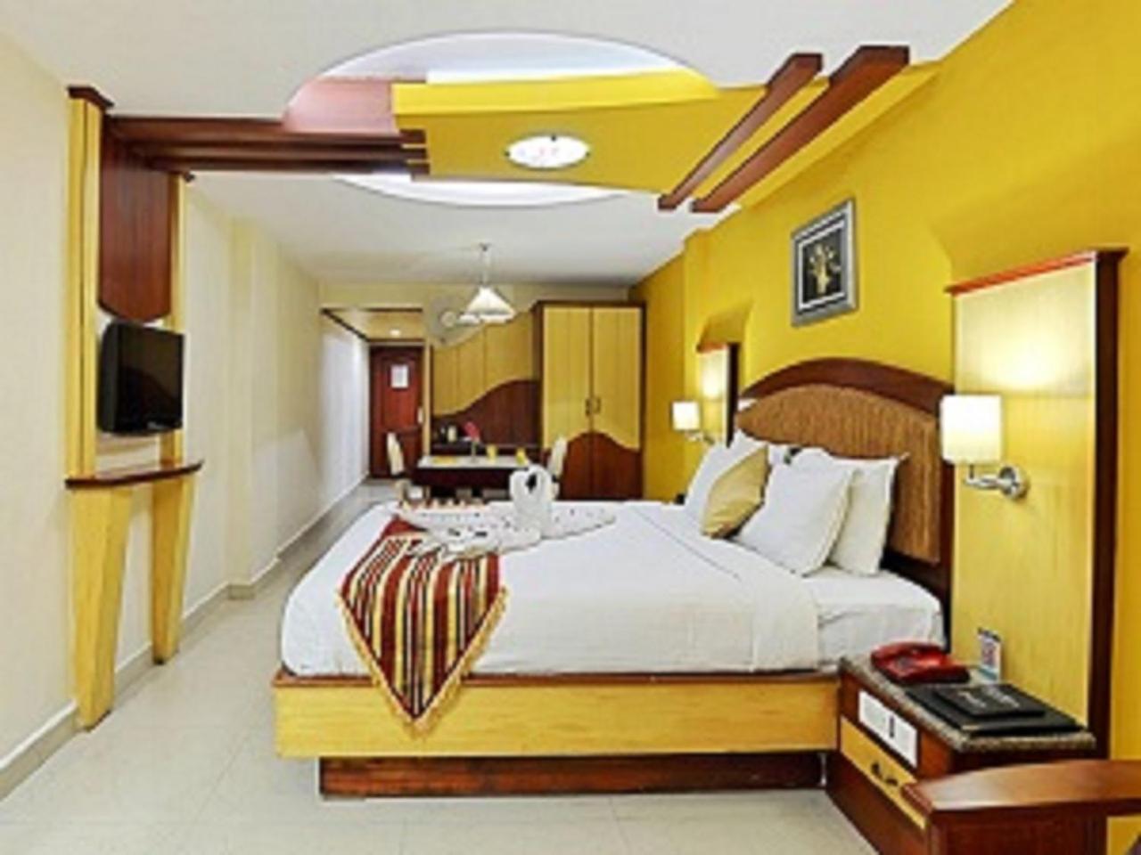 Ponmariresidency Hotell Ooty Exteriör bild