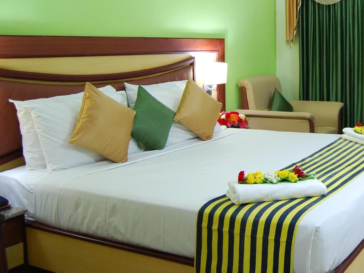 Ponmariresidency Hotell Ooty Exteriör bild