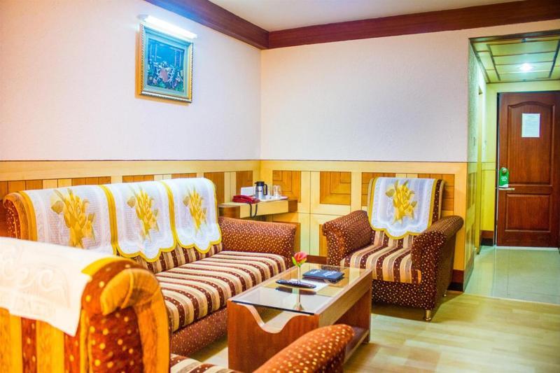 Ponmariresidency Hotell Ooty Exteriör bild