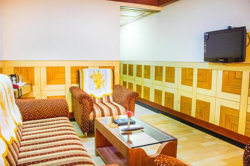 Ponmariresidency Hotell Ooty Exteriör bild