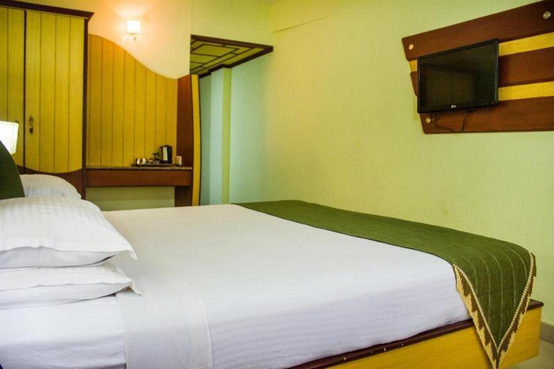 Ponmariresidency Hotell Ooty Exteriör bild